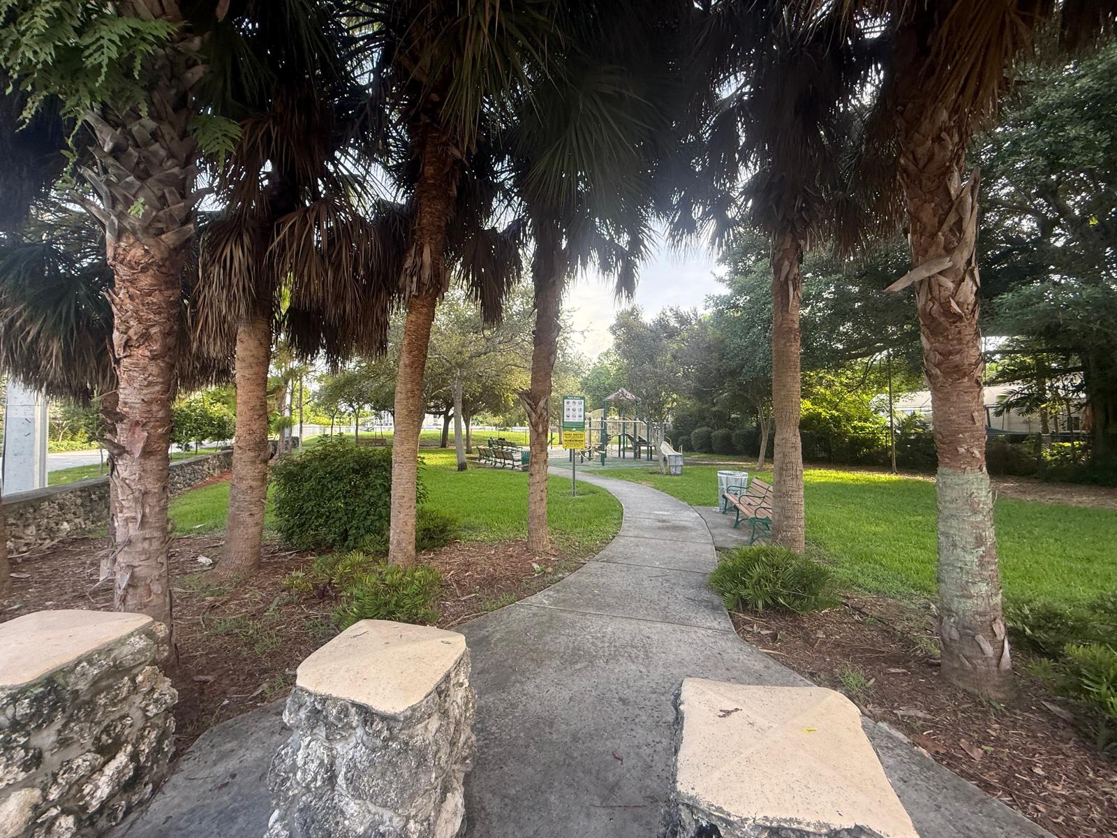 Main entry to North Shorecrest Park
